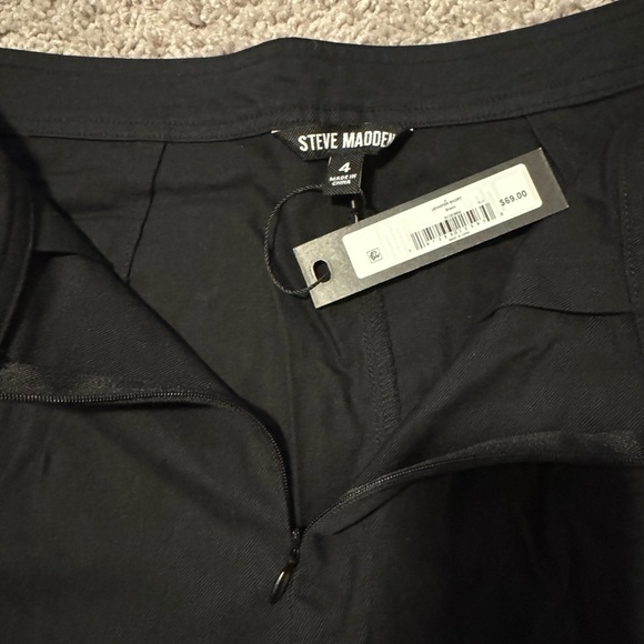 Steve Madden Jennifer skort - Picture 8 of 10